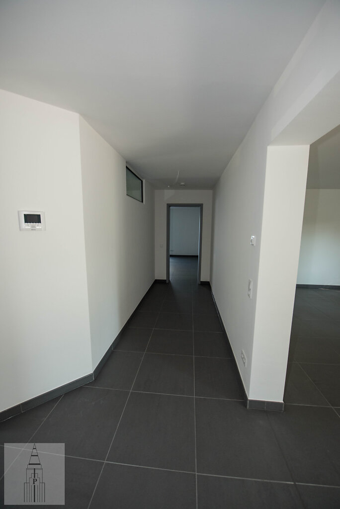 M-89423657-Frankfurt-M-10.jpg