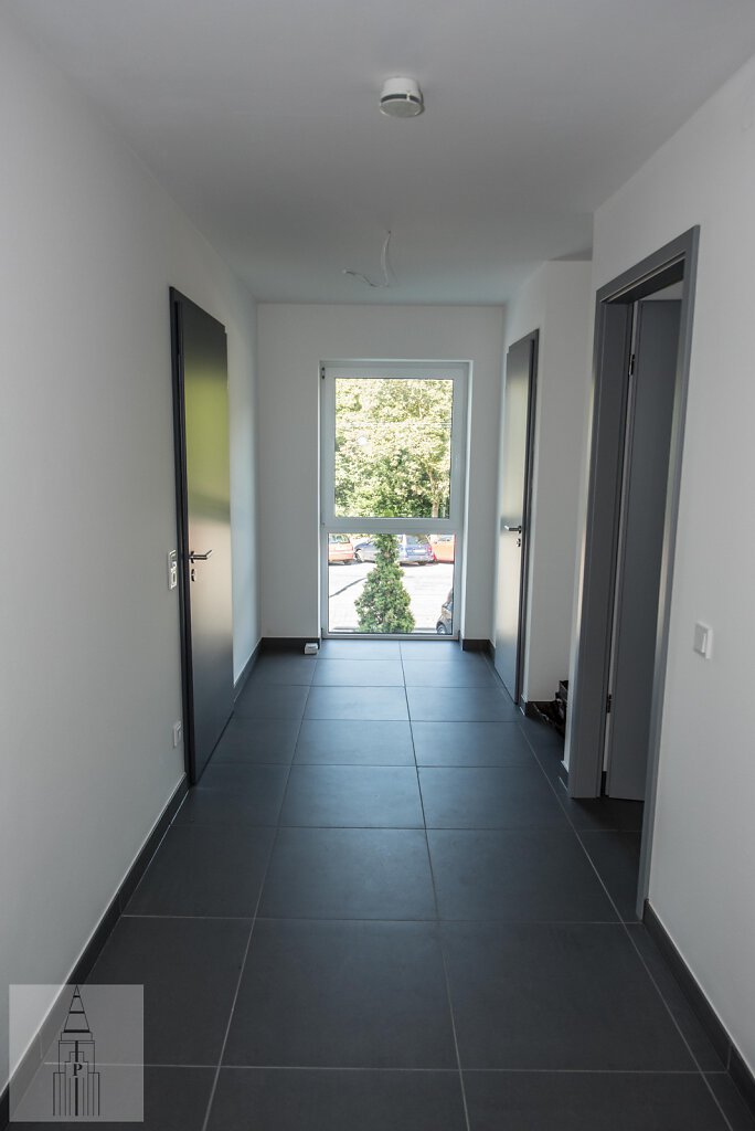 M-89423657-Frankfurt-M-23.jpg